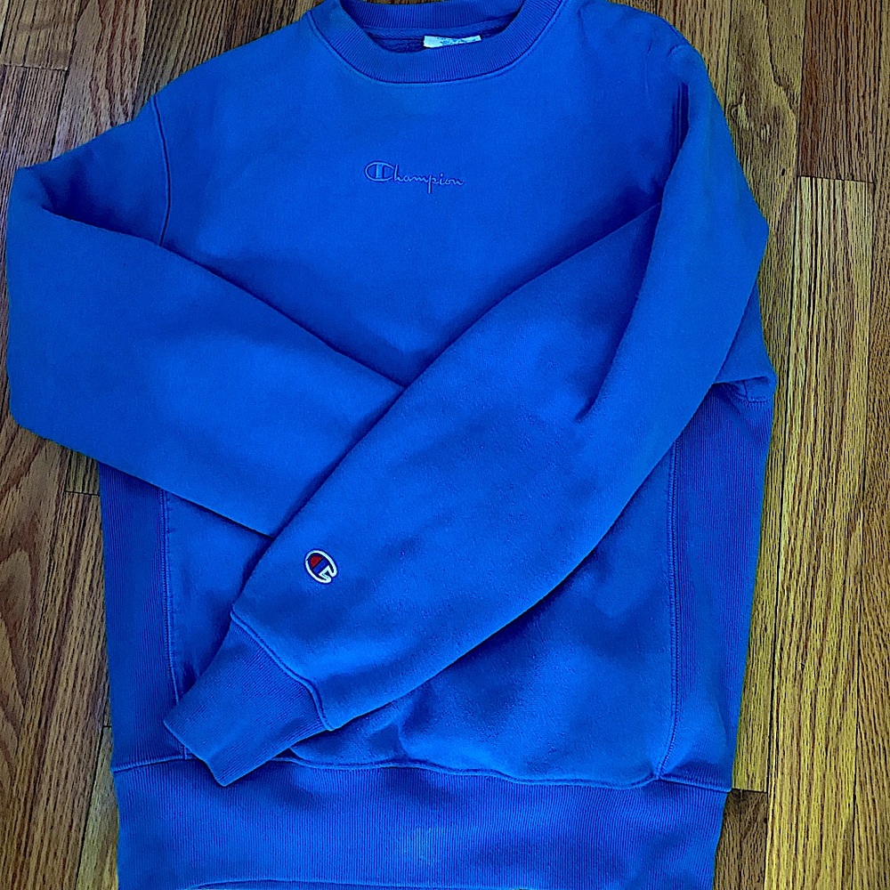 CHAMPION BLUE SWEATSHIRT